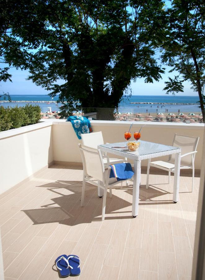 Marina Beach Aparthotel Ρίμινι Εξωτερικό φωτογραφία