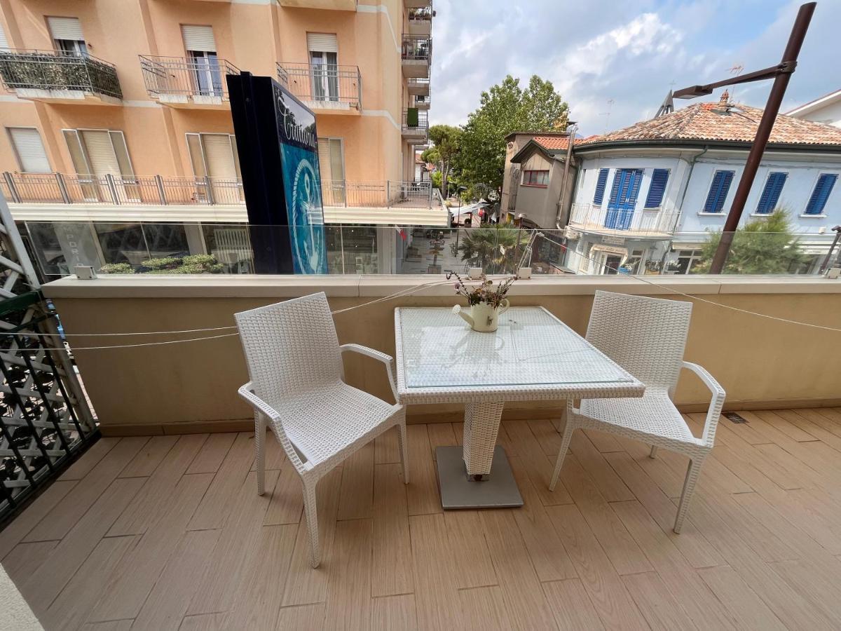 Marina Beach Aparthotel Ρίμινι Εξωτερικό φωτογραφία