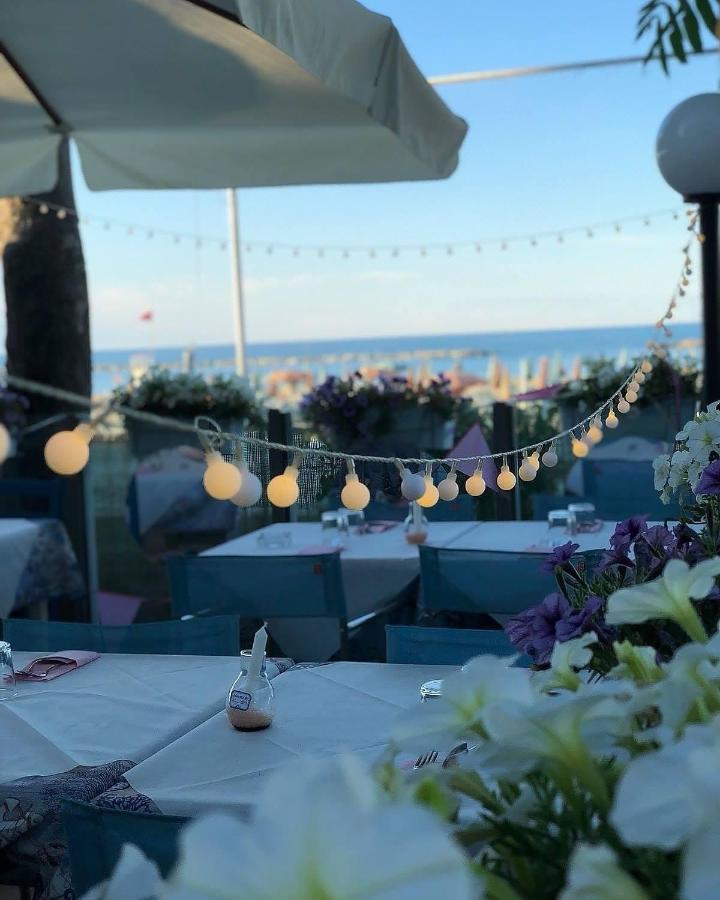 Marina Beach Aparthotel Ρίμινι Εξωτερικό φωτογραφία