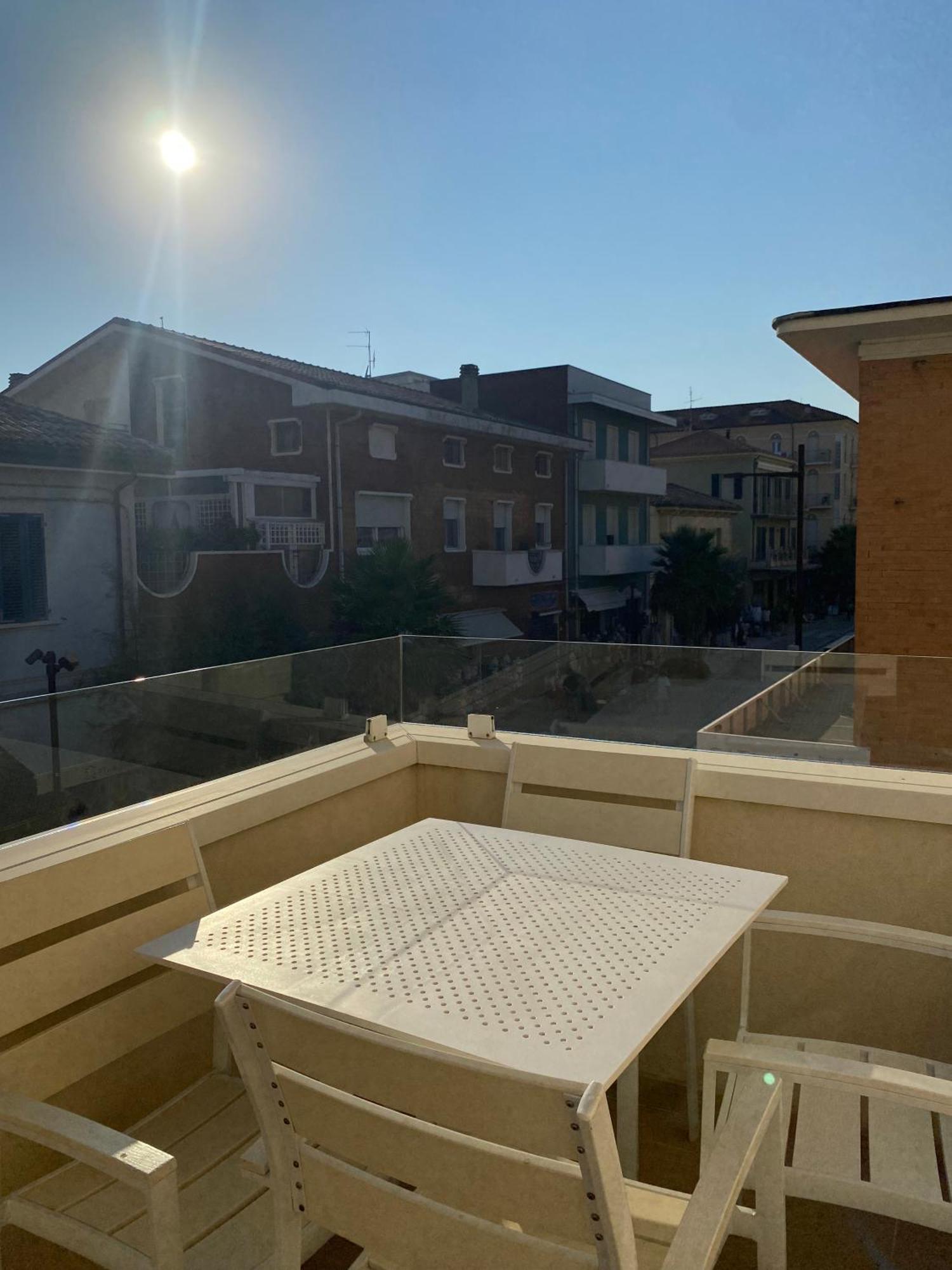 Marina Beach Aparthotel Ρίμινι Εξωτερικό φωτογραφία